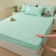 Class A Waterproof To Prevent Leakage Of Urine Quilted Fitted Sheet